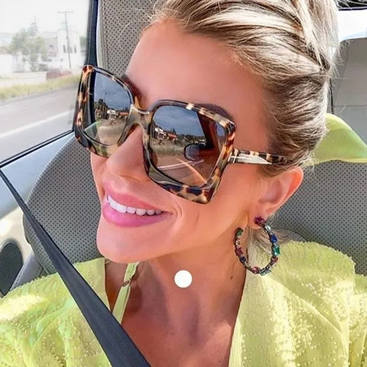 חנה – Roni Vardi